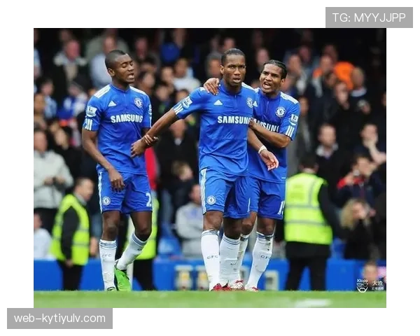 德罗巴高位逼抢作用凸显：前锋角色如何实现战术升级